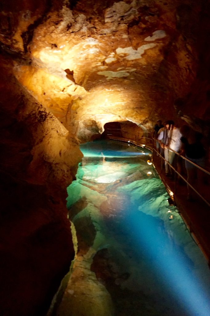 Jenolan Caves, Australia