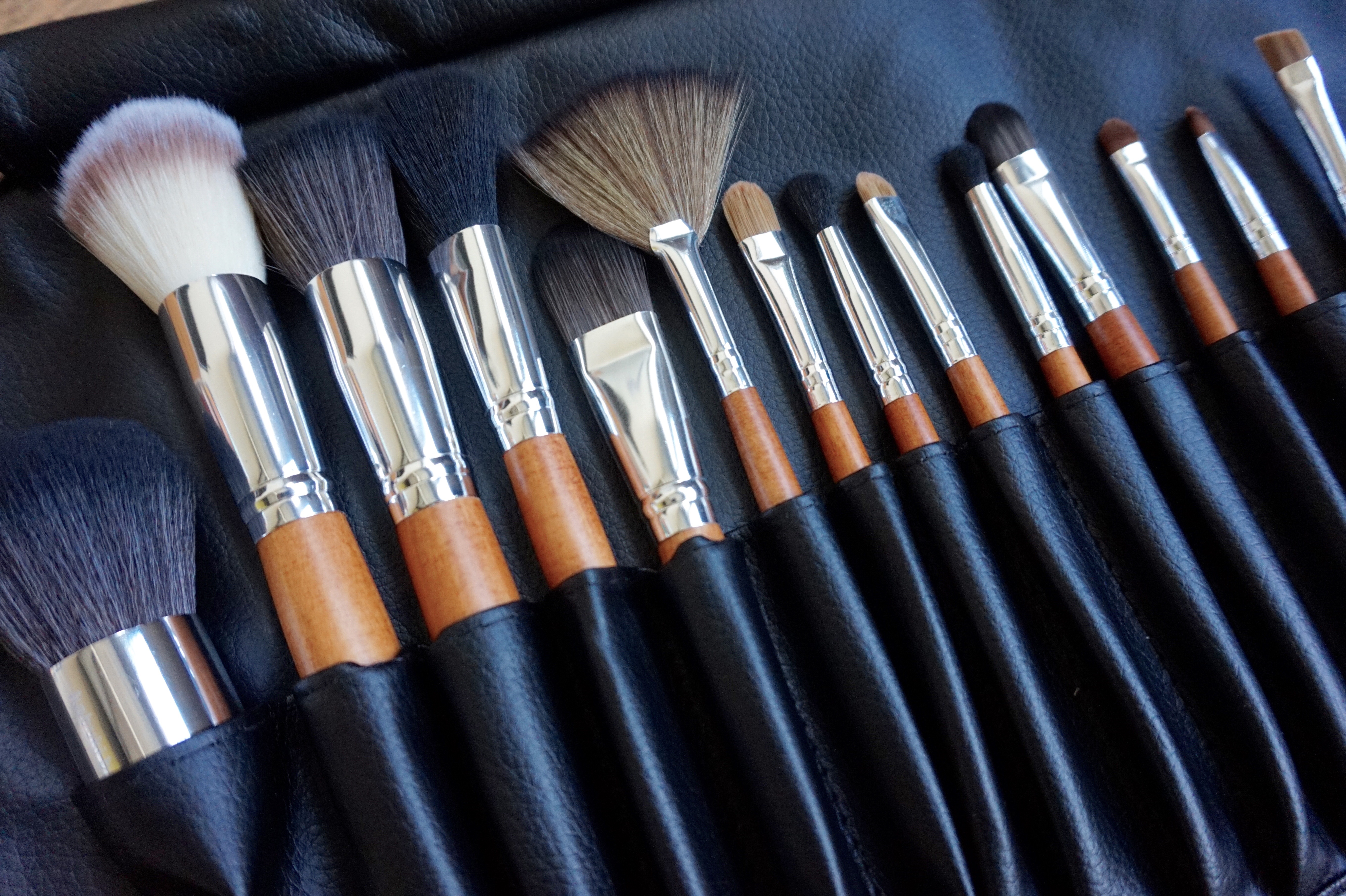 Vanity Planet Makeup Brushes Review 